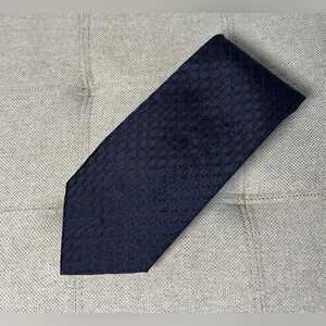 Kolte Italy Mens Navy Blue Textured Diamond Pattern Design 100% Silk Vintage